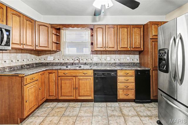 8239 Cadillac Lane, St Louis, MO 63134