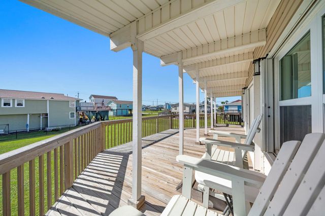 4202 Hardin Drive, Galveston, TX 77554