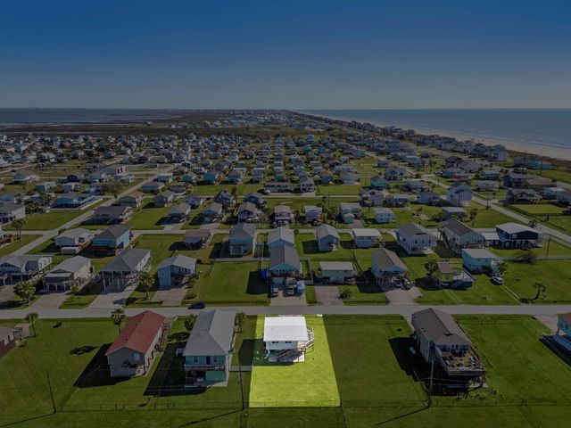 4202 Hardin Drive, Galveston, TX 77554