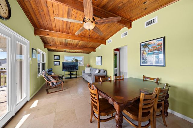 4202 Hardin Drive, Galveston, TX 77554