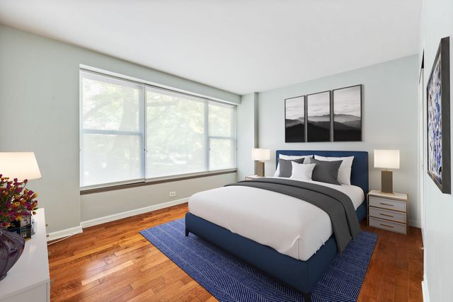 2970 N Lake Shore Drive 2C, Chicago, IL 60657