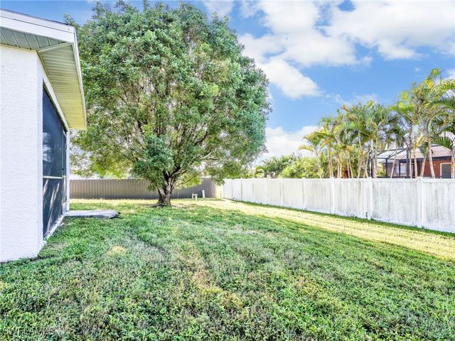 1104 NW 12th LN, Cape Coral, FL 33993