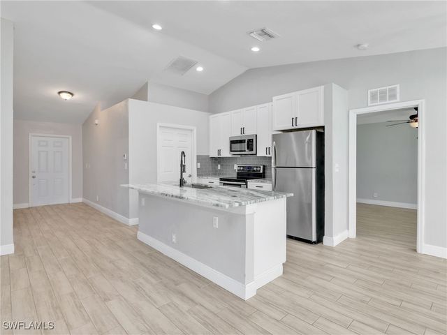 1104 NW 12th LN, Cape Coral, FL 33993