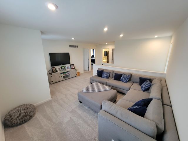 905 Riesling Court, Walton, KY 41094