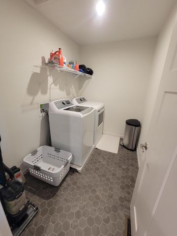 905 Riesling Court, Walton, KY 41094