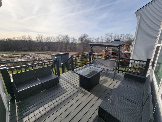 905 Riesling Court, Walton, KY 41094