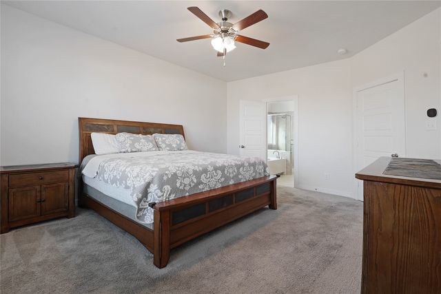 512 Mccoy Drive, Van Alstyne, TX 75495