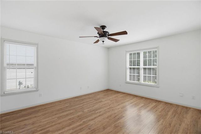 1735 Springfield Farm Court, Clemmons, NC 27012