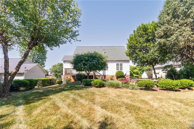 1735 Springfield Farm Court, Clemmons, NC 27012
