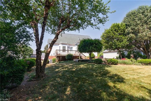 1735 Springfield Farm Court, Clemmons, NC 27012