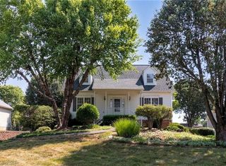 1735 Springfield Farm Court, Clemmons, NC 27012