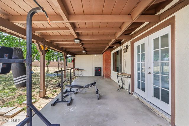 5209 W Avenue M-8, Quartz Hill, CA 93536