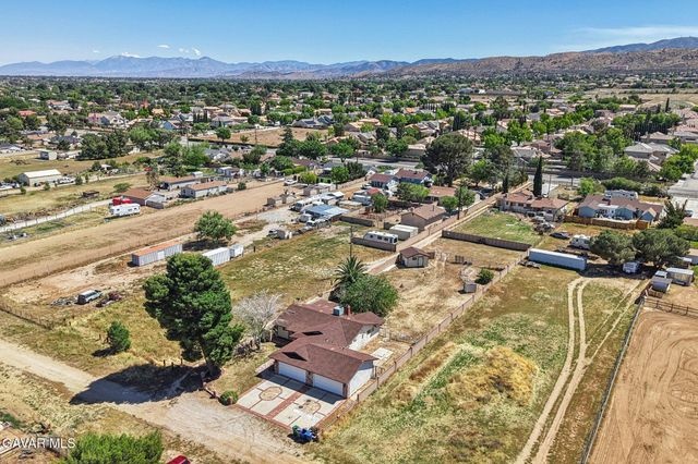 5209 W Avenue M-8, Quartz Hill, CA 93536