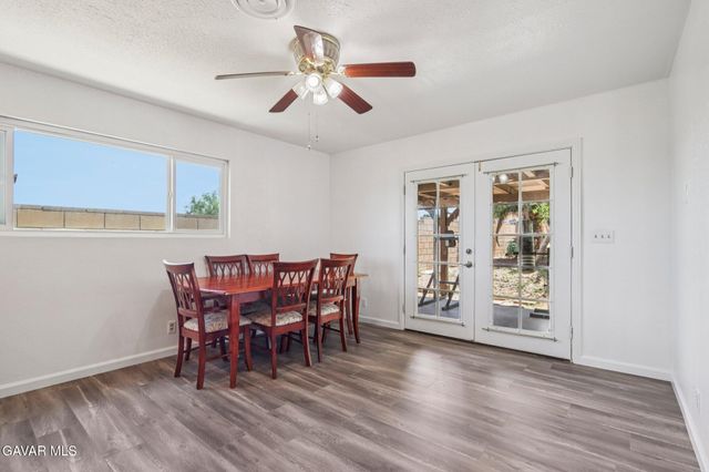 5209 W Avenue M-8, Quartz Hill, CA 93536