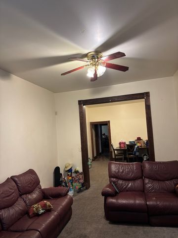 3027 W Flournoy Street, Chicago, IL 60612