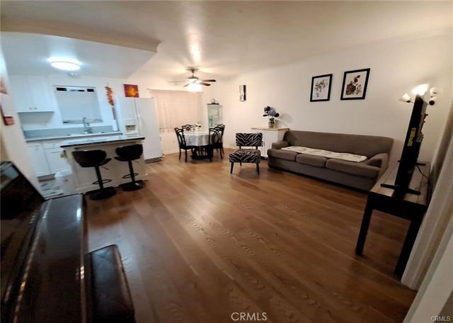 15205 S Budlong Avenue 9, Gardena, CA 90247