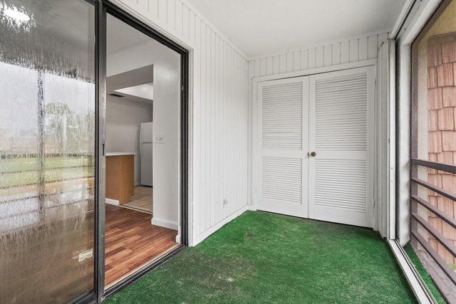 4151 Oak Terrace Drive, Greenacres, FL 33463