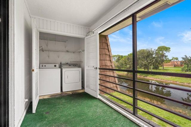 4151 Oak Terrace Drive, Greenacres, FL 33463