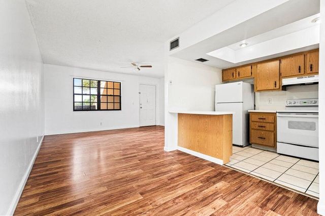 4151 Oak Terrace Drive, Greenacres, FL 33463