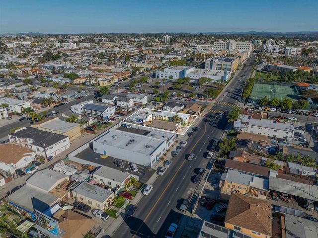 3676 Fairmount Avenue, San Diego, CA 92105