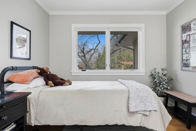 1051 Wren Avenue Se, East Grand Rapids, MI 49506