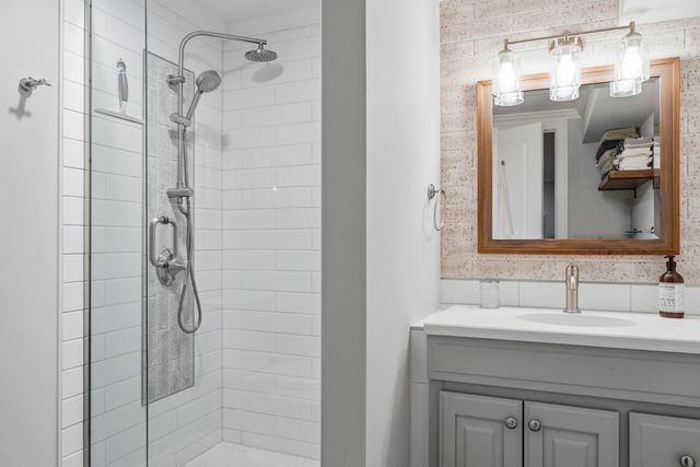 1051 Wren Avenue Se, East Grand Rapids, MI 49506