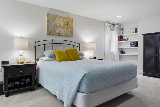 1051 Wren Avenue Se, East Grand Rapids, MI 49506