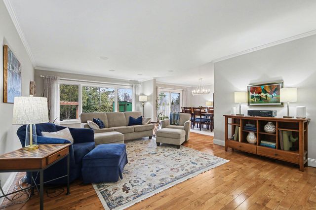 1051 Wren Avenue Se, East Grand Rapids, MI 49506