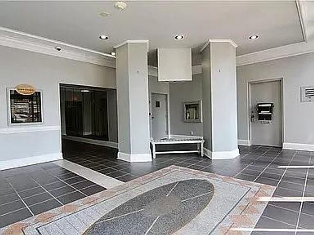 2285 Peachtree Road NE, Atlanta, GA 30309