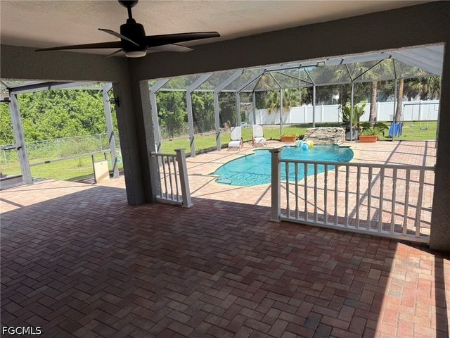 702 Calvin AVE, Lehigh Acres, FL 33972