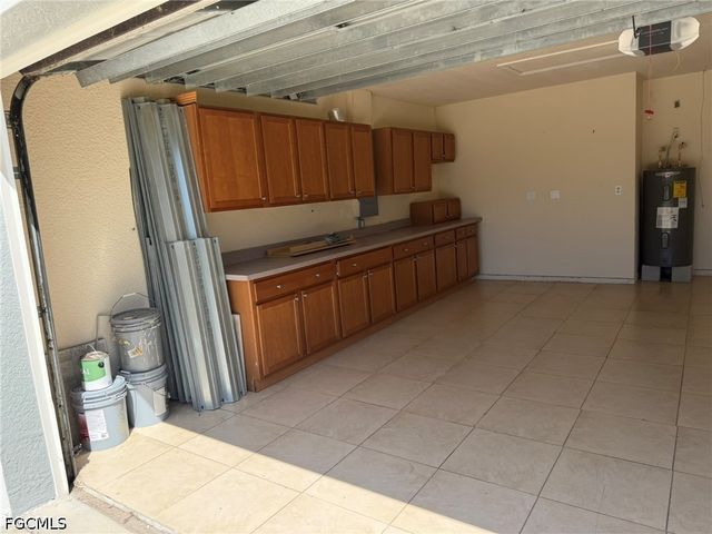 702 Calvin AVE, Lehigh Acres, FL 33972