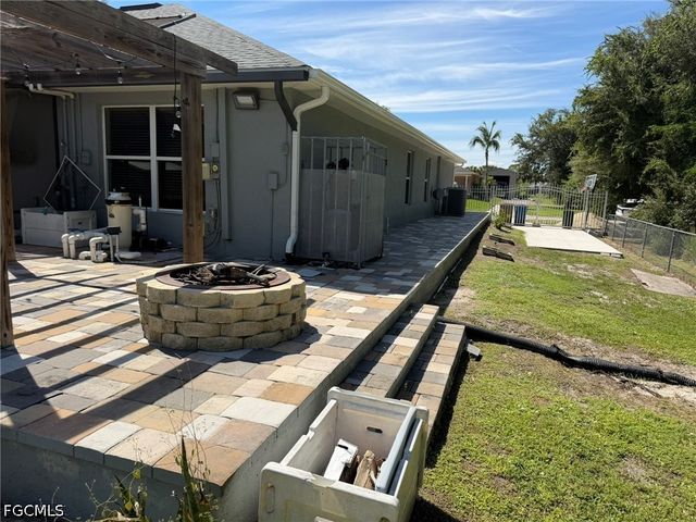 702 Calvin AVE, Lehigh Acres, FL 33972