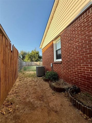 2128 Carlisle Road, Oklahoma City, OK 73120