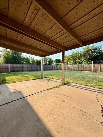 2128 Carlisle Road, Oklahoma City, OK 73120
