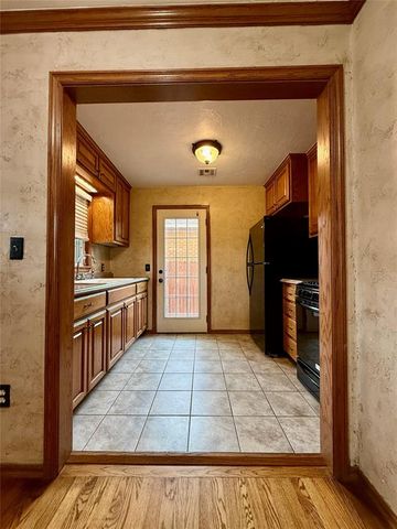 2128 Carlisle Road, Oklahoma City, OK 73120