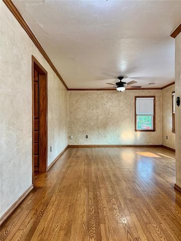 2128 Carlisle Road, Oklahoma City, OK 73120