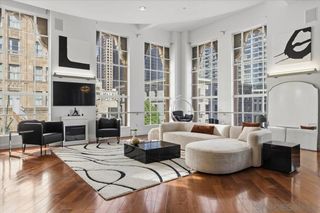 950 6Th Ave 432, San Diego, CA 92101