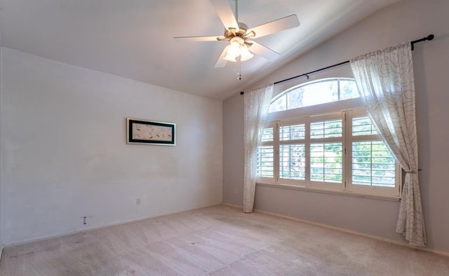 9501 Portside Ln, Elk Grove, CA 95758