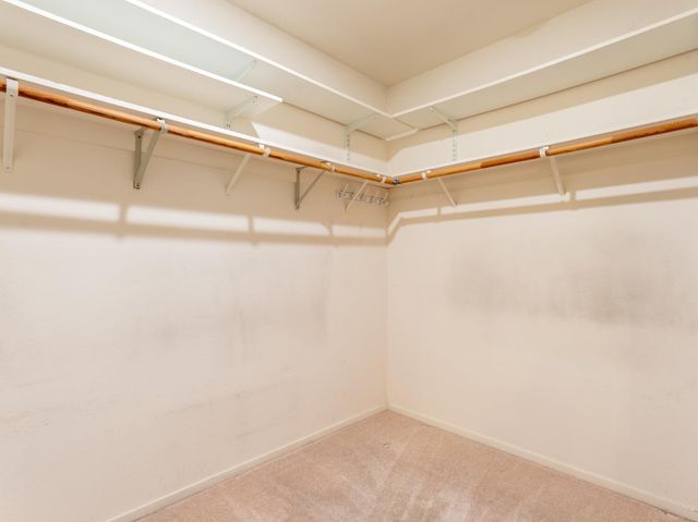 9501 Portside Ln, Elk Grove, CA 95758