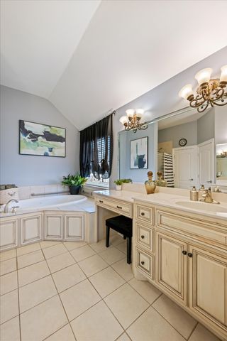 210 Bedrock Dr, White House, TN 37188