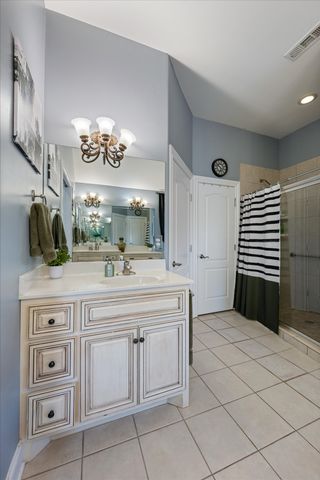 210 Bedrock Dr, White House, TN 37188