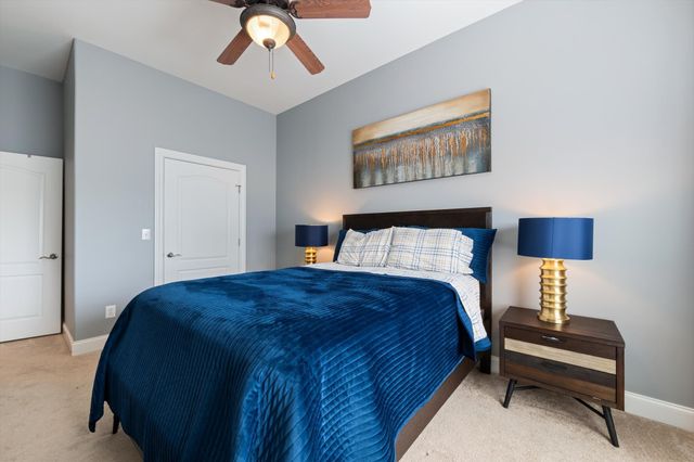 210 Bedrock Dr, White House, TN 37188