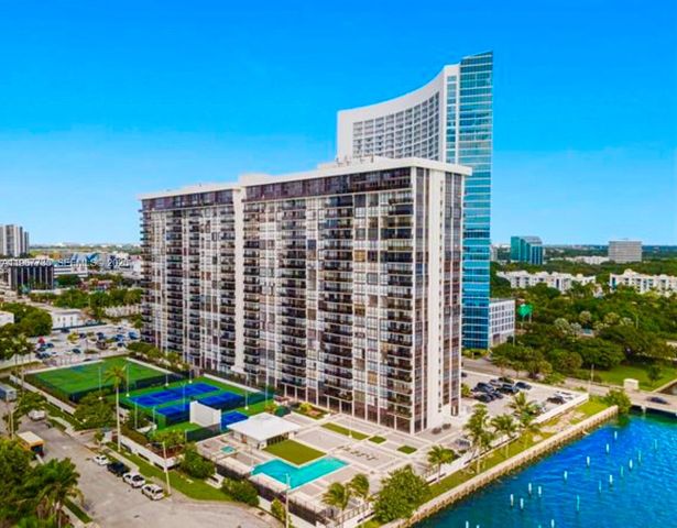 600 NE 36th St 1921, Miami, FL 33137