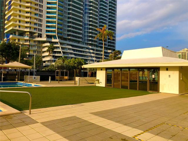 600 NE 36th St 1921, Miami, FL 33137