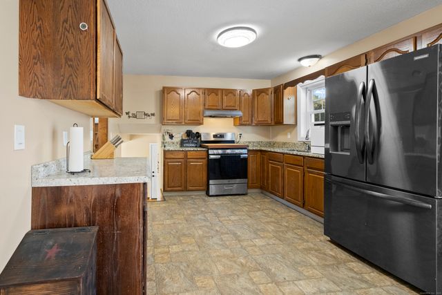 230 Cemetery Road, Plainfield, CT 06374