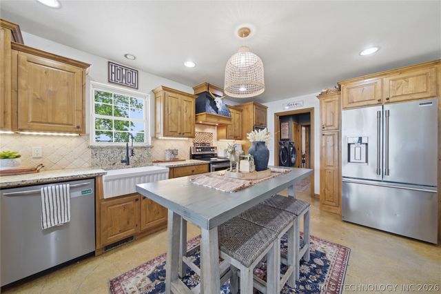 15525 S 149th East Avenue, Bixby, OK 74008