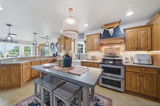 15525 S 149th East Avenue, Bixby, OK 74008