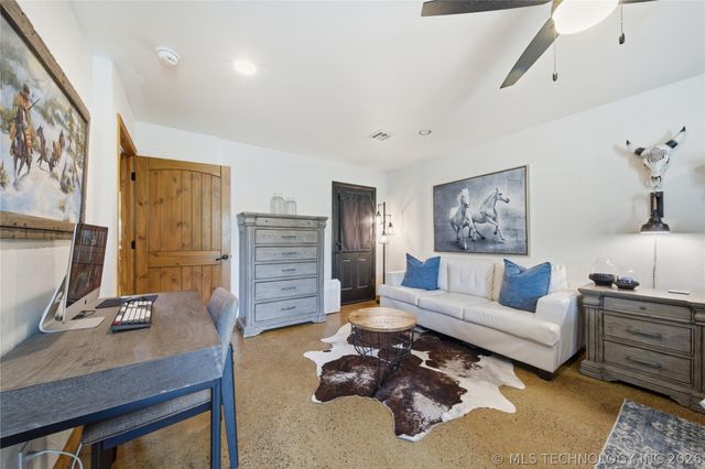 15525 S 149th East Avenue, Bixby, OK 74008