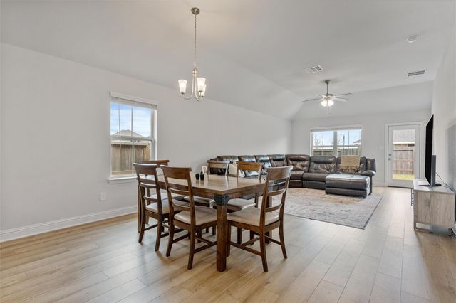 13724 Sabine Lake Drive, Texas City, TX 77568