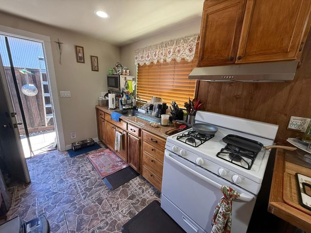 2440 Poplar Drive, San Jose, CA 95122